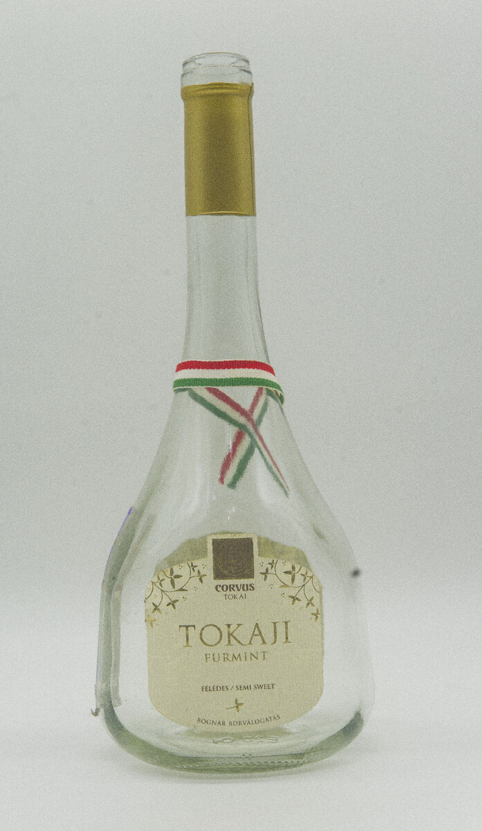 Вино tokaji furmint белое полусладкое