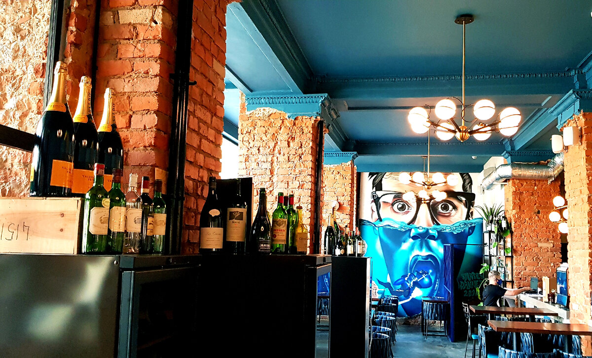 Center City's Harp & Crown is Downright Restaurant Eye Candy - Eater Philly
