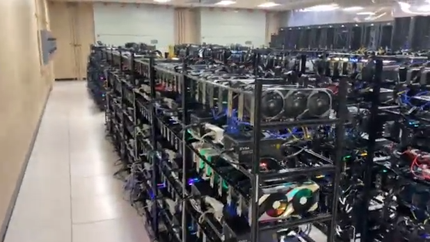 Кадры из видео 