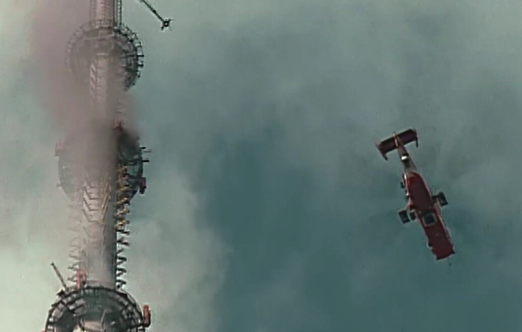 Пожар на телебашне в Останкино в 2000 году. Скриншот кадра из клипа. Фото автора.