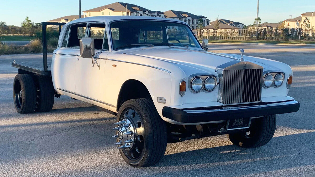 Тягач на базе Rolls-Royce Silver Shadow