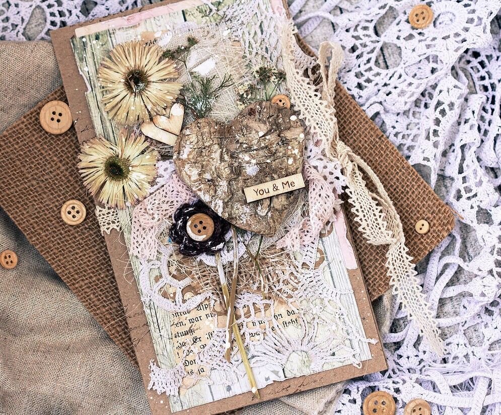 Вязаное кружево очень уместно в скрапбукинге