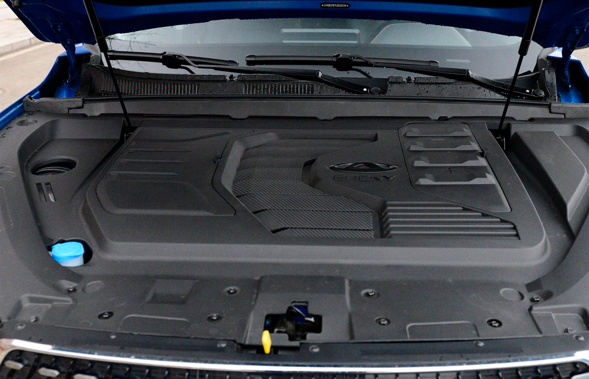 Подкапотное пространство Chery Tiggo 7 Pro