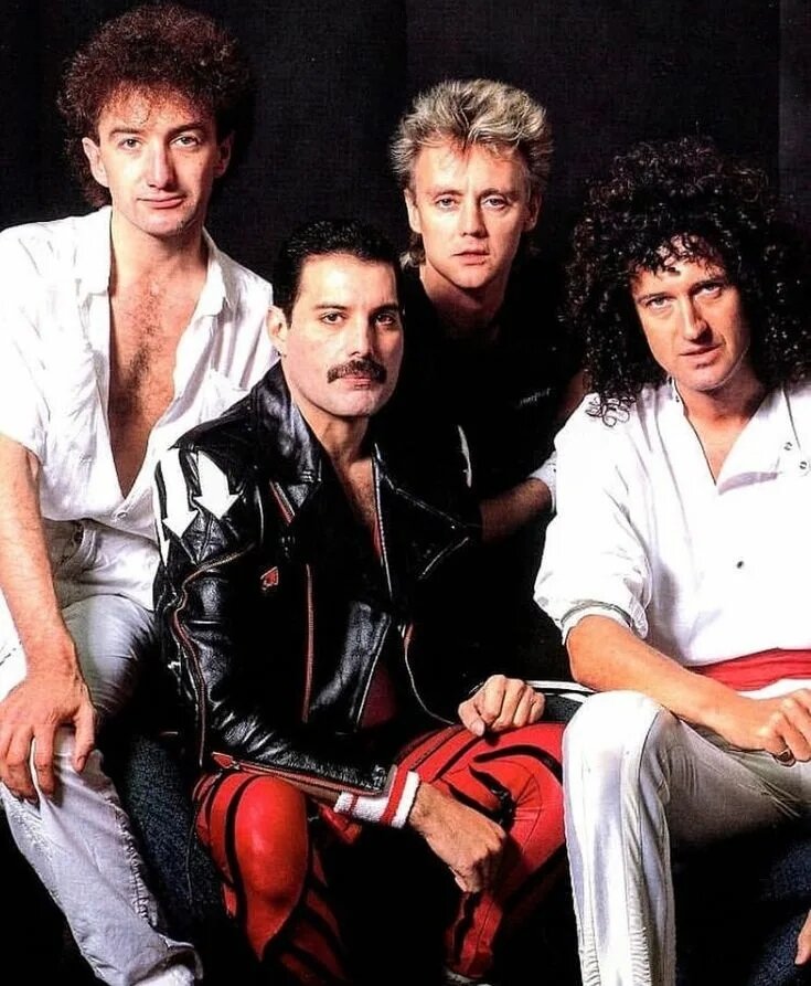 В Bohemian Rhapsody музыканты смогли показать всю свою мощь и многогранность. Они доказали, что они могут работать во всех стилях от хард рока до глэма, от диско до оперы.