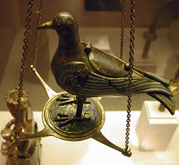 Евхаристический Голубь