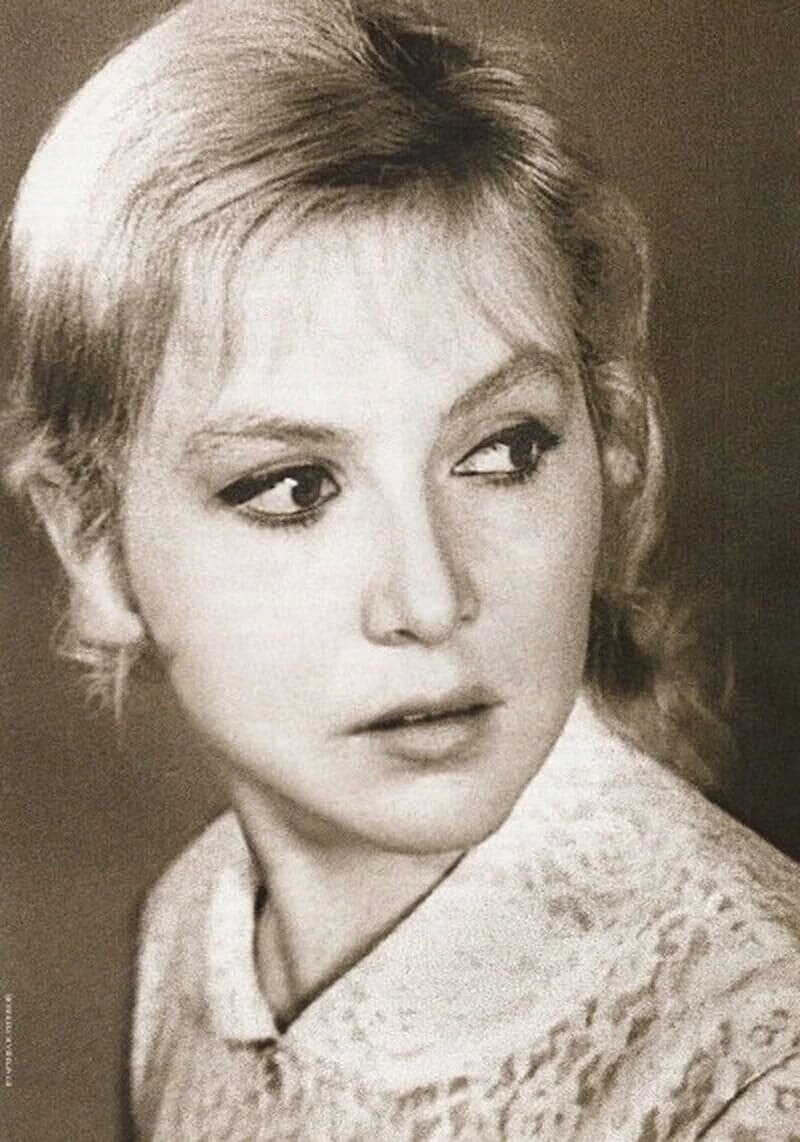 Актриса надежда репина биография личная жизнь Роман длиною в 14 лет: реальная история, которая стала основой для "Зимней вишни
