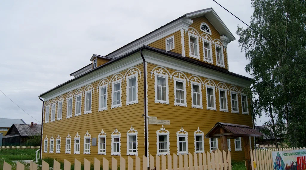 Дом Попова В.М.