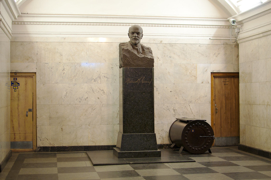 Бюст Ленина до перемещения