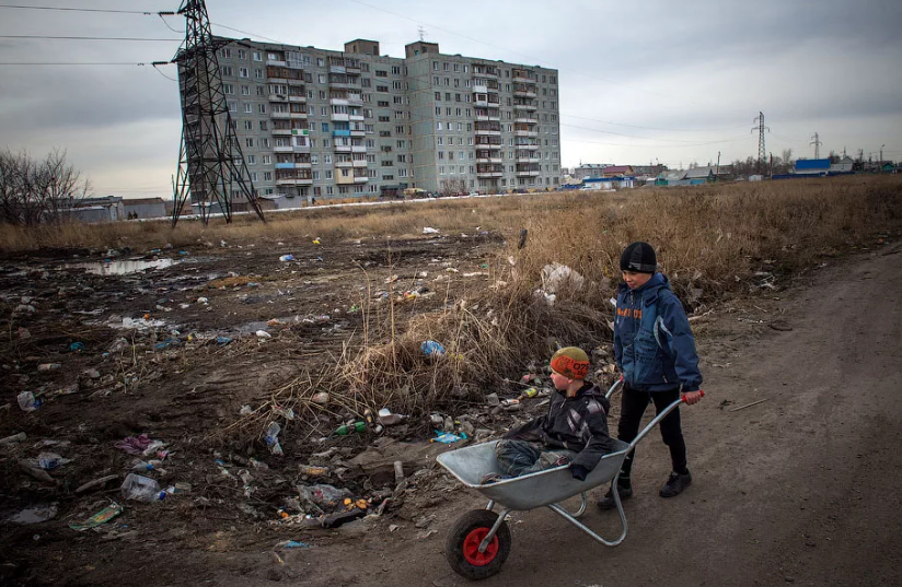 Топ самых бедных городов России