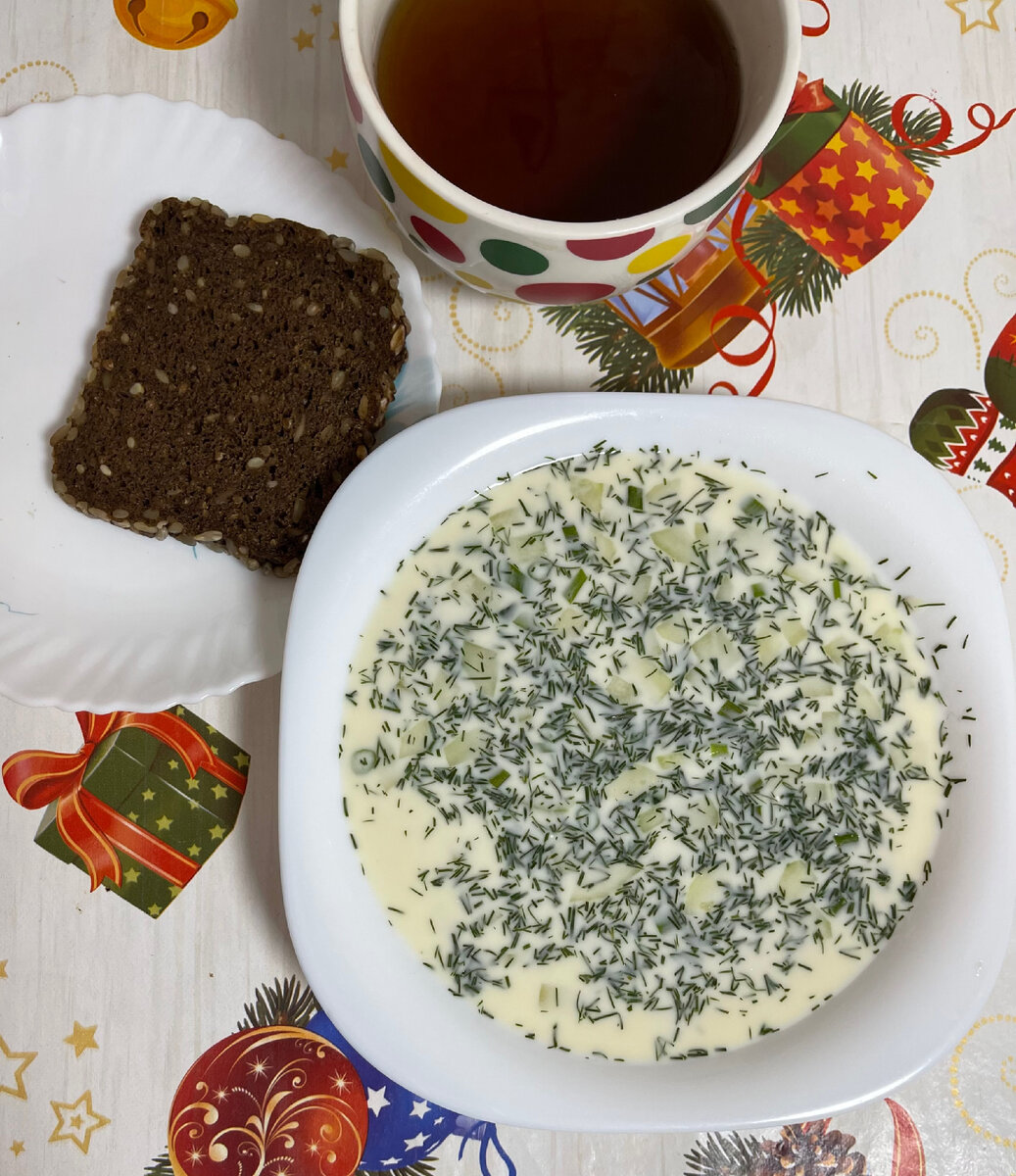 Окрошка, хлеб ц/з, чай.