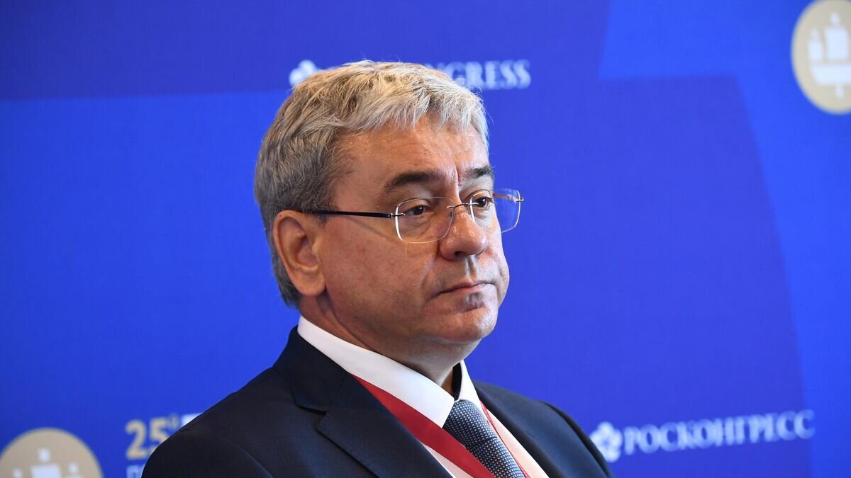 Директор рэа