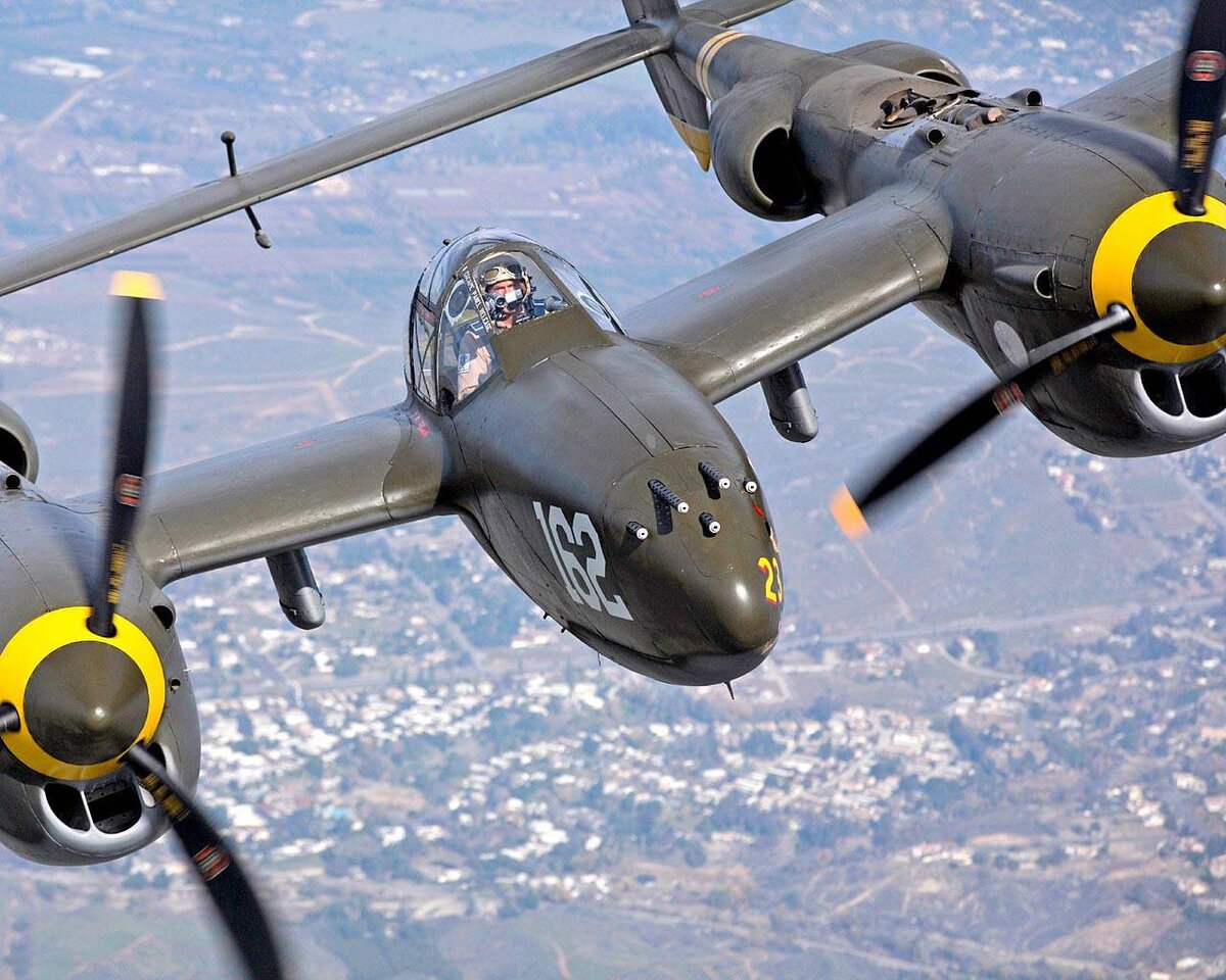 Lockheed P-38 Lightning 
