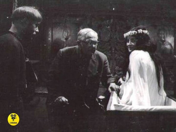 Женская энергия. Счастливая девушка. Наслаждение желаний. Мужчина и женщина вместе. Бизнесмен на отдыхе.