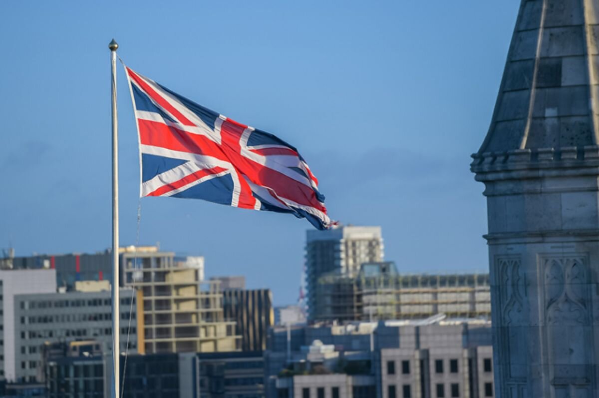    Британцев призвали к восстанию. В Лондон вернулся призрак революции