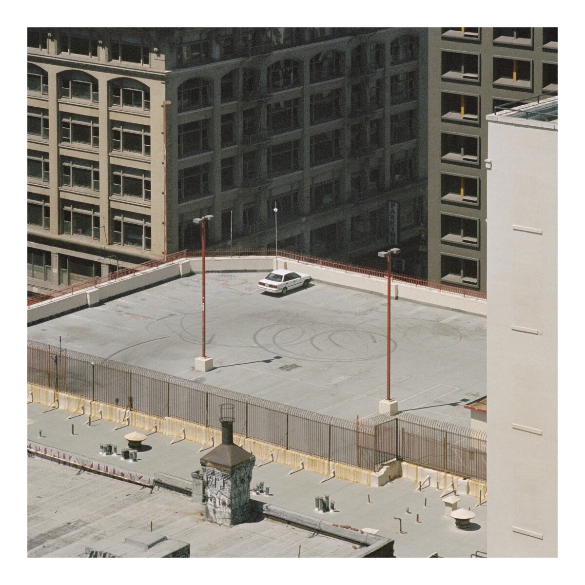 Обложка альбома Arctic Monkeys "The Car".