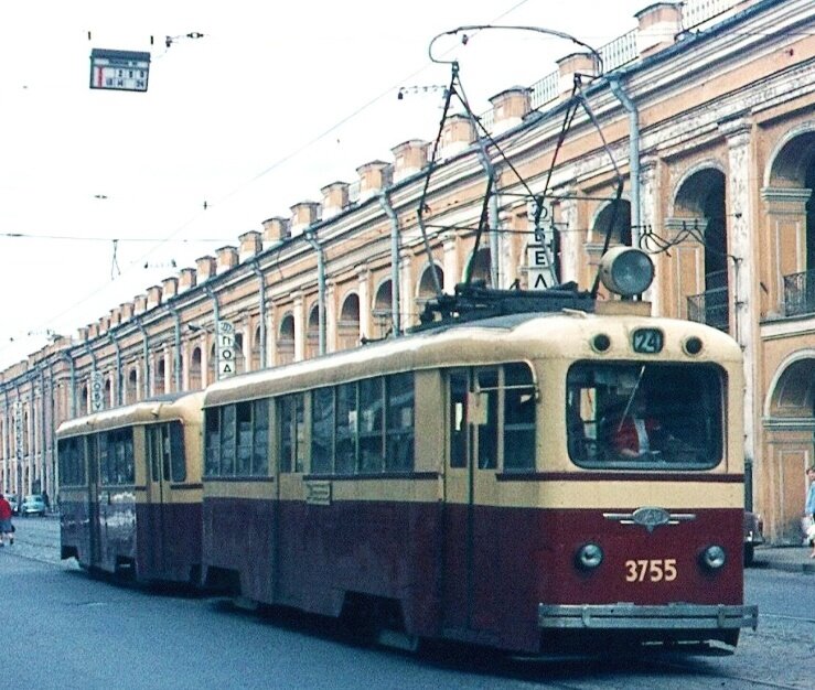 Трамвай времён СССР в Ленинграде (Санкт-Петербург)