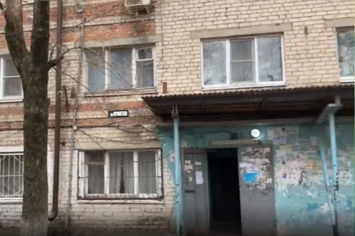   Жильцы пятиэтажки в Черкесске выживают 20 лет в экстремальных условиях