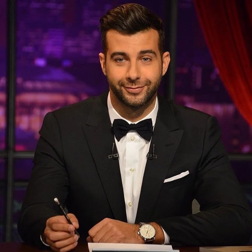 Влад а4 вечерний ургант. Виктор логинов ведущий передачи интуиция. Иван ургант вечерний ургант первый канал. Известные телепередачи. Шоу с дмитрием шепелевым на тнт.