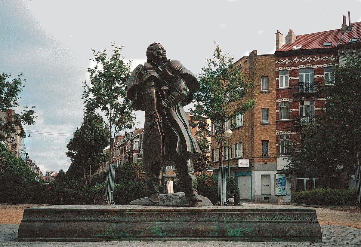Памятник Пушкину в Брюсселе