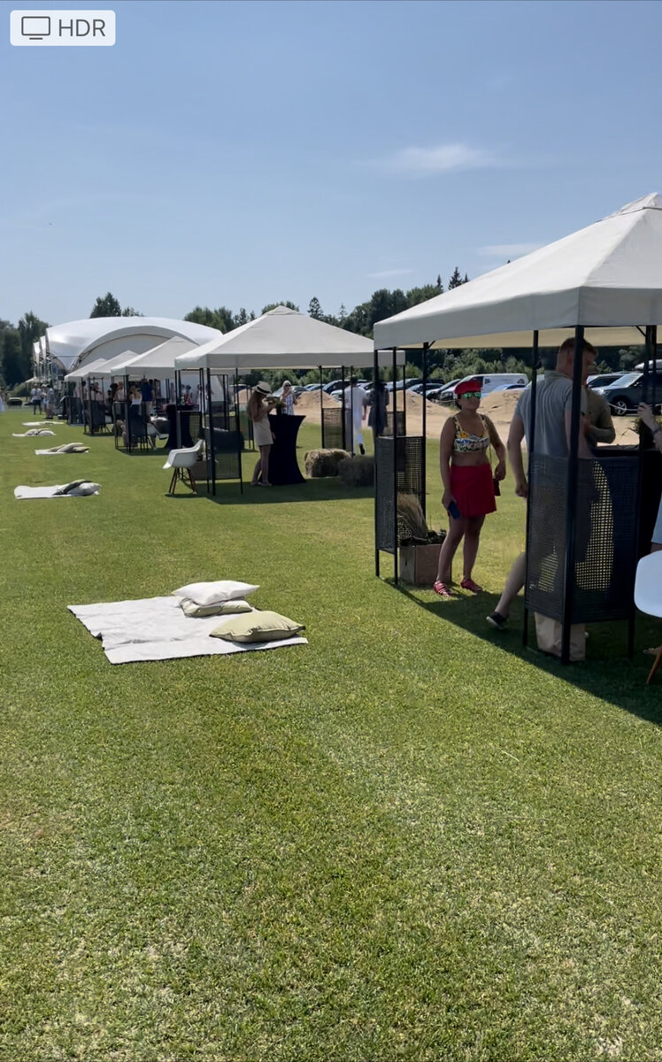 Беседка за 30 000, вип-билет 10 000, экономным можно посмотреть за 4000 р