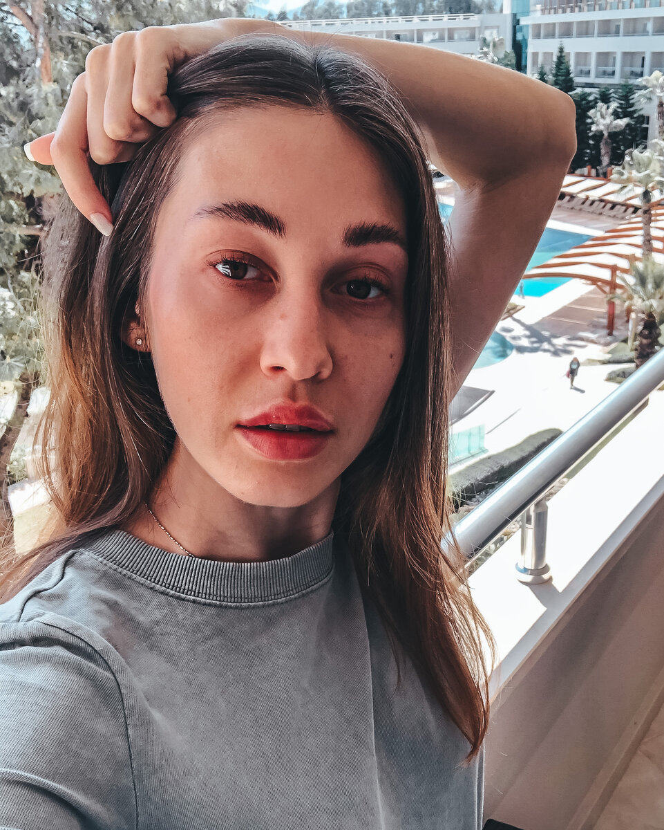 Но и горящие путевки никто не отменял. Лично я отдыхала в отеле Rixos Premium Tekirova неделю за 40 тыс вместе с перелётом.