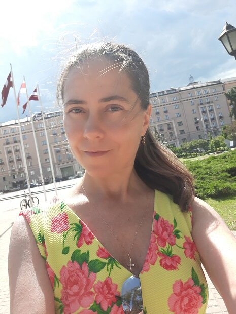 Рига, 2 июля 2021. Если кто-то думает, что тучка за моей спиной превратиться в грозу, тот... глубоко ошибается. 