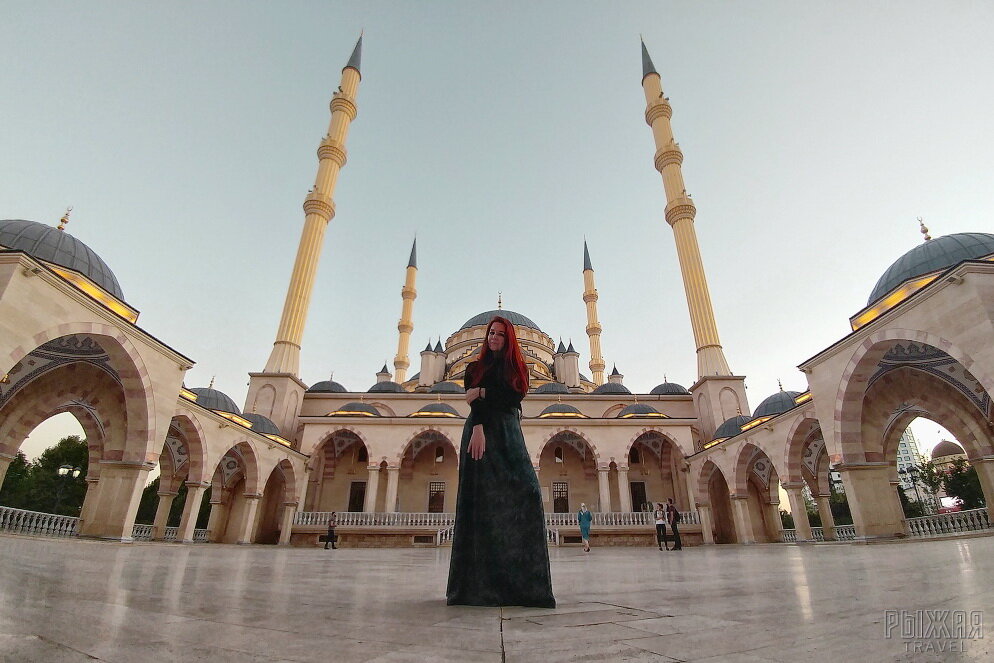 Внутренний двор мечети. Фото автора