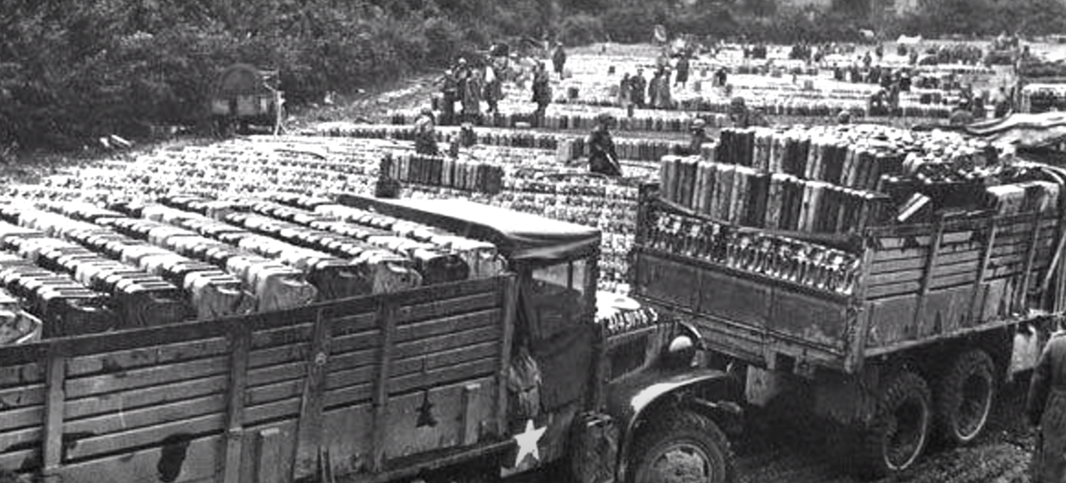 Многие не знают, почему у старой канистры для бензина 3 ручки, и почему когда-то она была засекречена