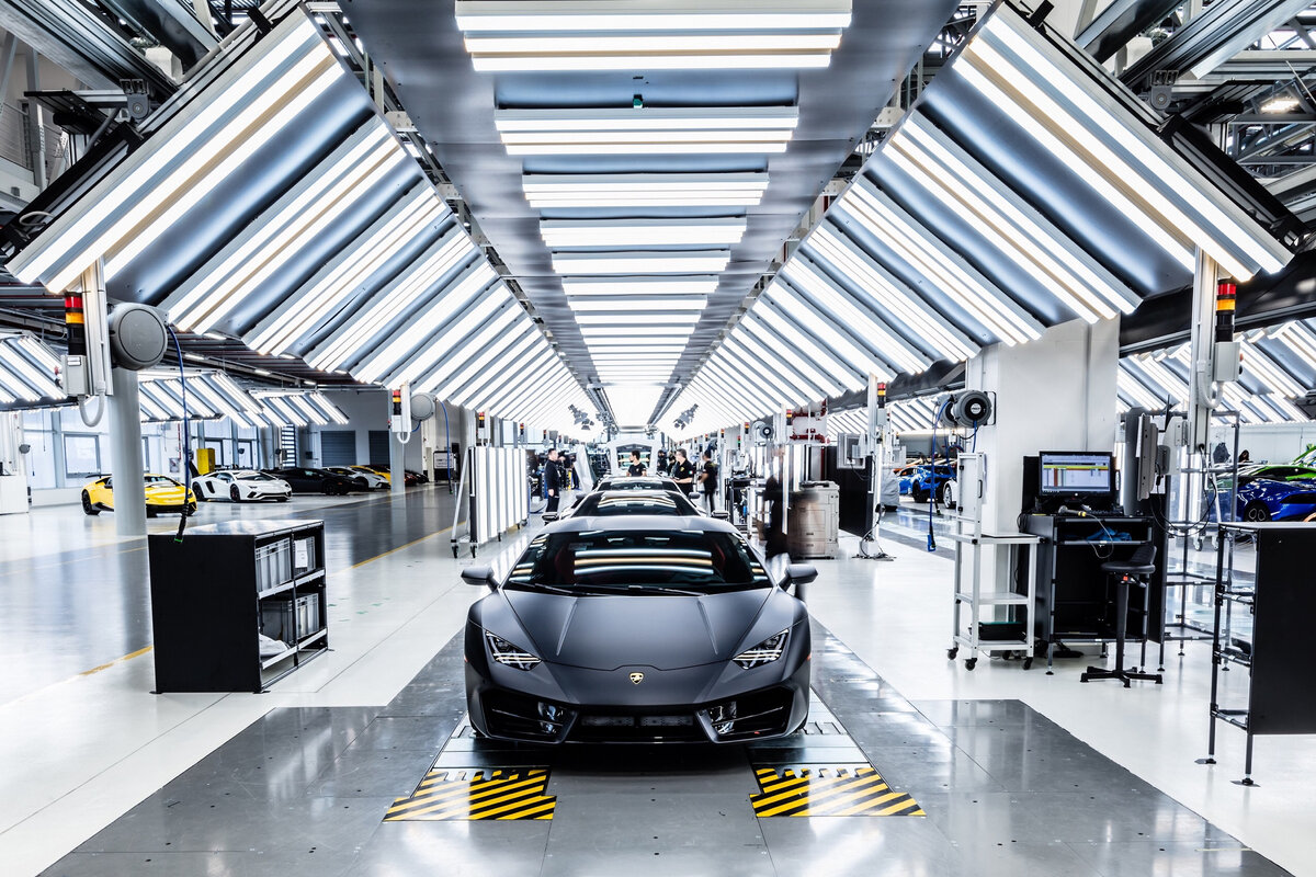 Завод “Lamborghini”