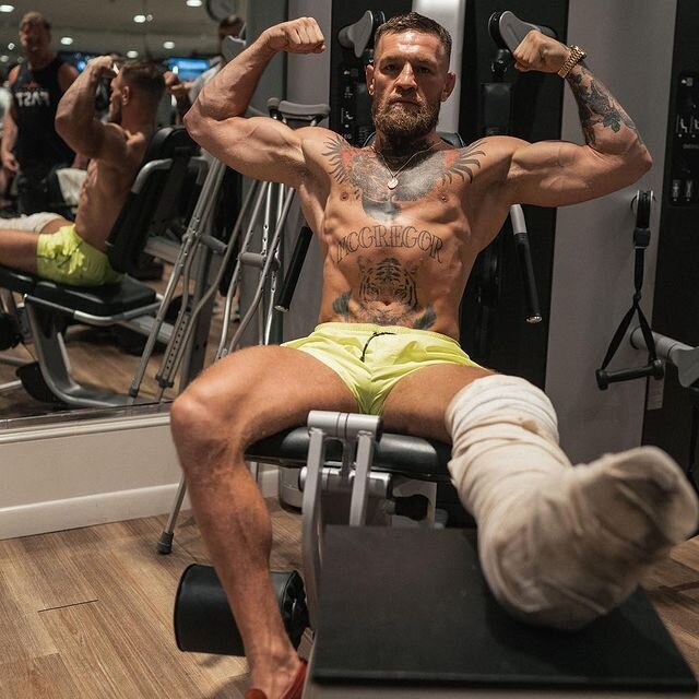 Макгрегор тренируется 