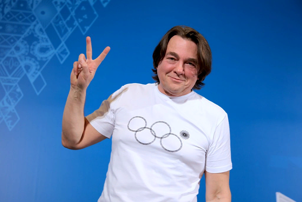 белорусский тяжелоатлет. достичь рекорда. достичь рекорда. достичь рекорда. спортивные достижения рекорды гиннесса.