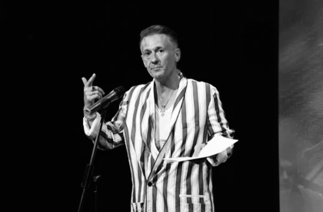 Олег Евгеньевич Меньшиков - художественный руководитель театра Ермоловой и рекордсмен по заработку среди московских худруков