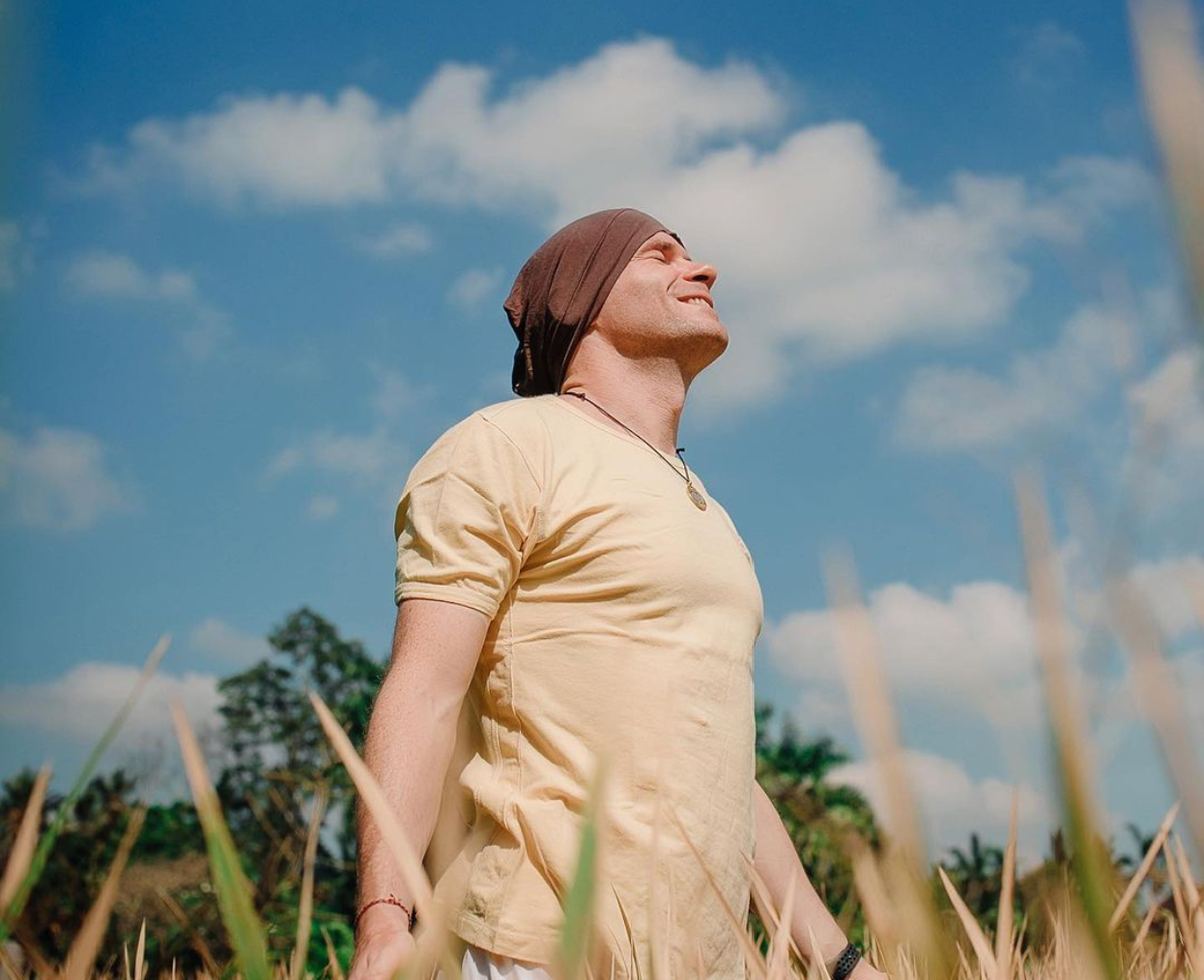 «Для меня ЖИЗНЬ — это главный учитель, а СМЕРТЬ — это последний экзамен» Александр Редькин (фото: @aleksandrredkin)