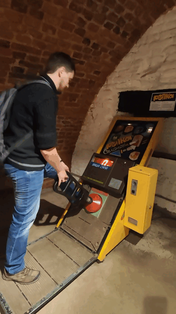 Муж вытянул 78 кг и больше не стал пробовать: да ну ее, эту репку, еще спину сорвешь.