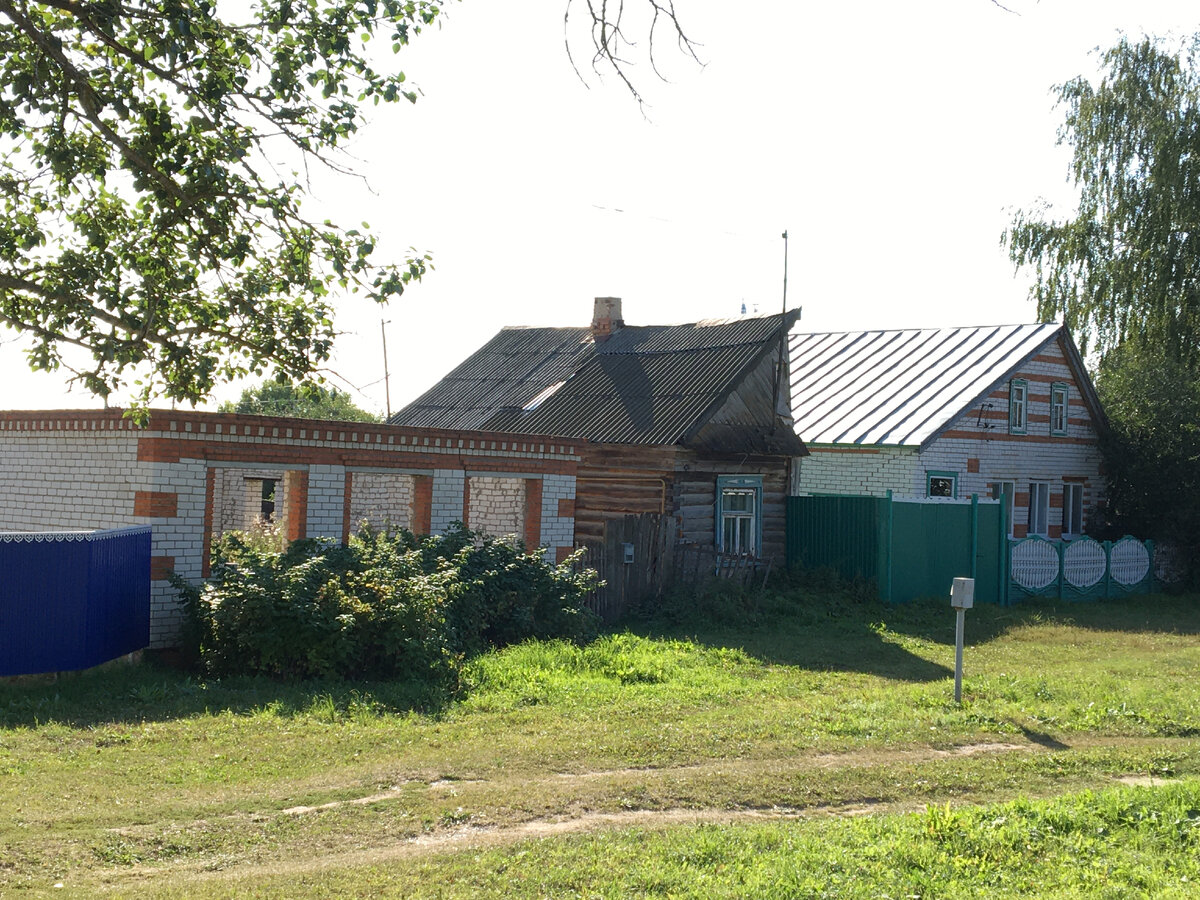 Дом был рассчитан на две семьи