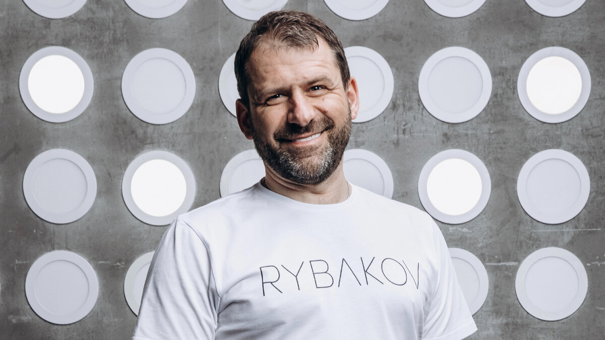 Игорь Рыбаков