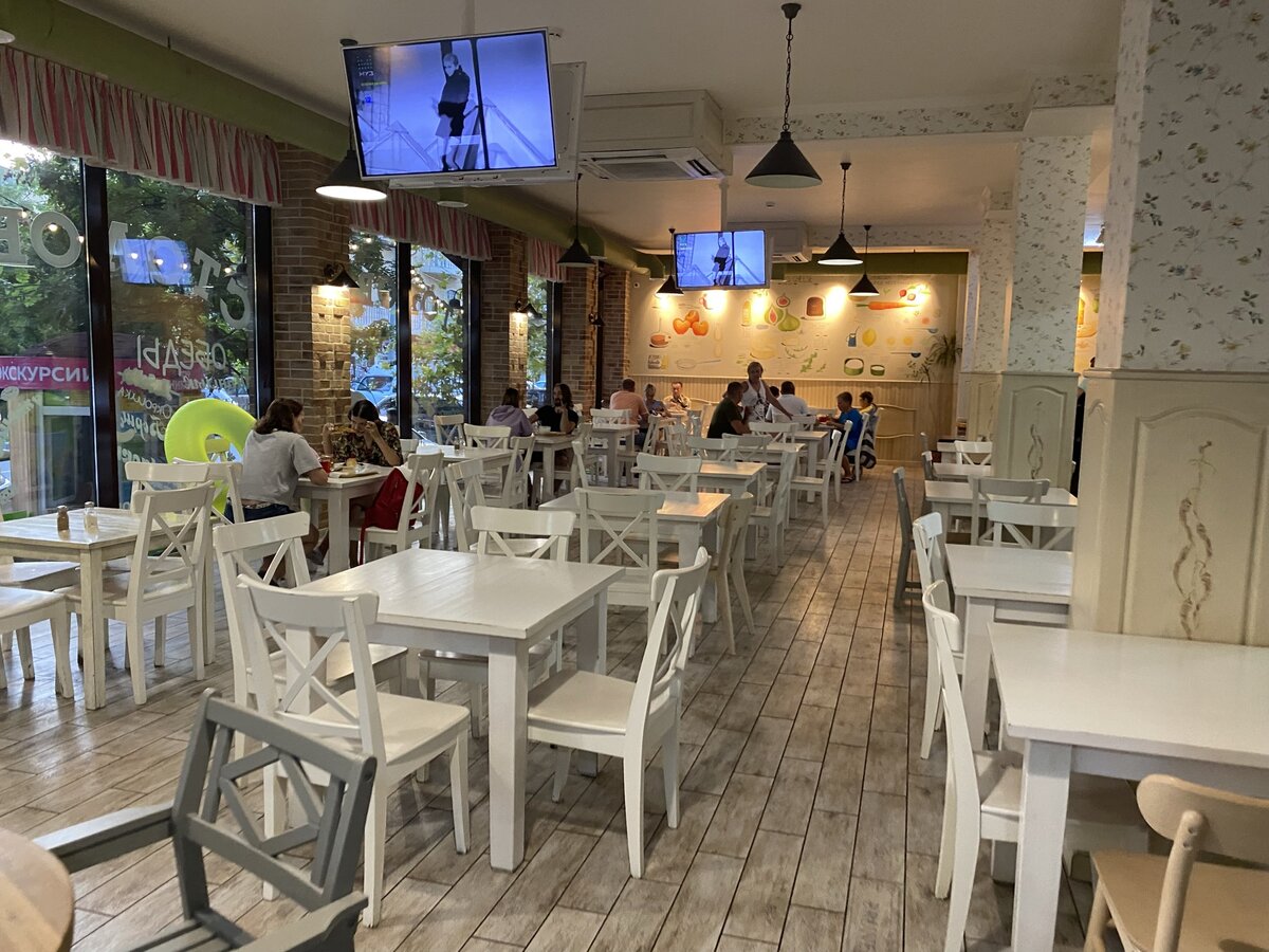 Зал столовой