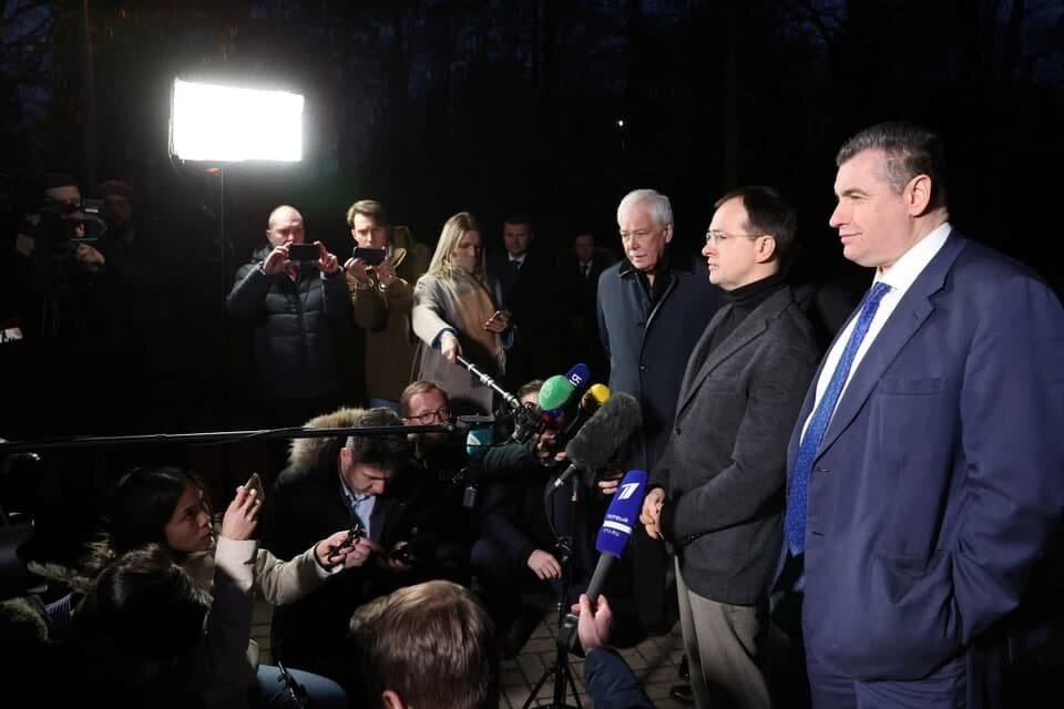     Мединский заявил, что третий раунд переговоров с Украиной не оправдал ожиданий  REUTERS