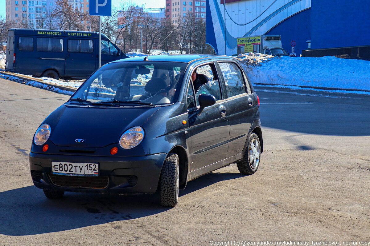 Нажимаю на тормоз, а машина не останавливается. Поехал на СТО — ничего ...