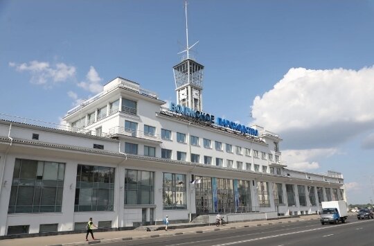 Речной вокзал в Нижнем Новгороде. 