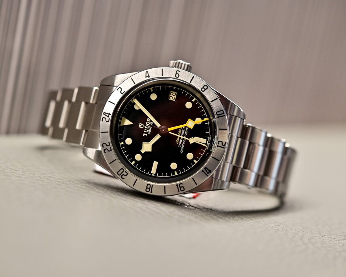 Герой сегодняшней публикации - крутейшая харизматичная винтажная новинка от "дочки Rolex"