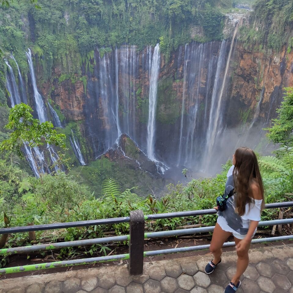 Один из самых красивых водопадов в Индонезии. 2019