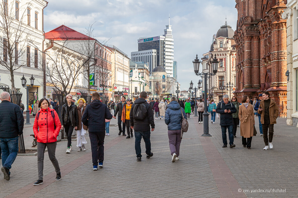 Арбат в казани на какой улице. Казанский Арбат улица Баумана. Казань пешеходная улица Баумана. Баумана 82. Казань Арбат название улицы.