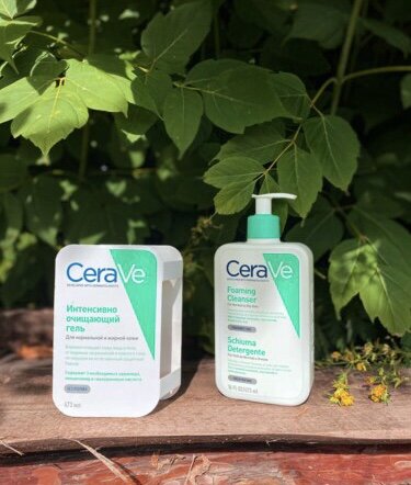 Оформление аптечное, с зелеными цветовыми акцентами.