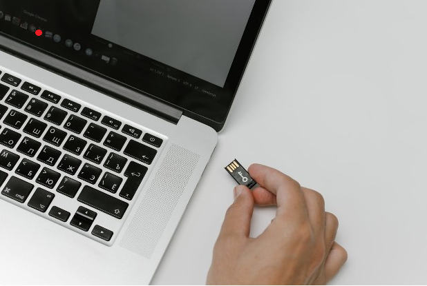 Как восстановить работоспособность флэшки?