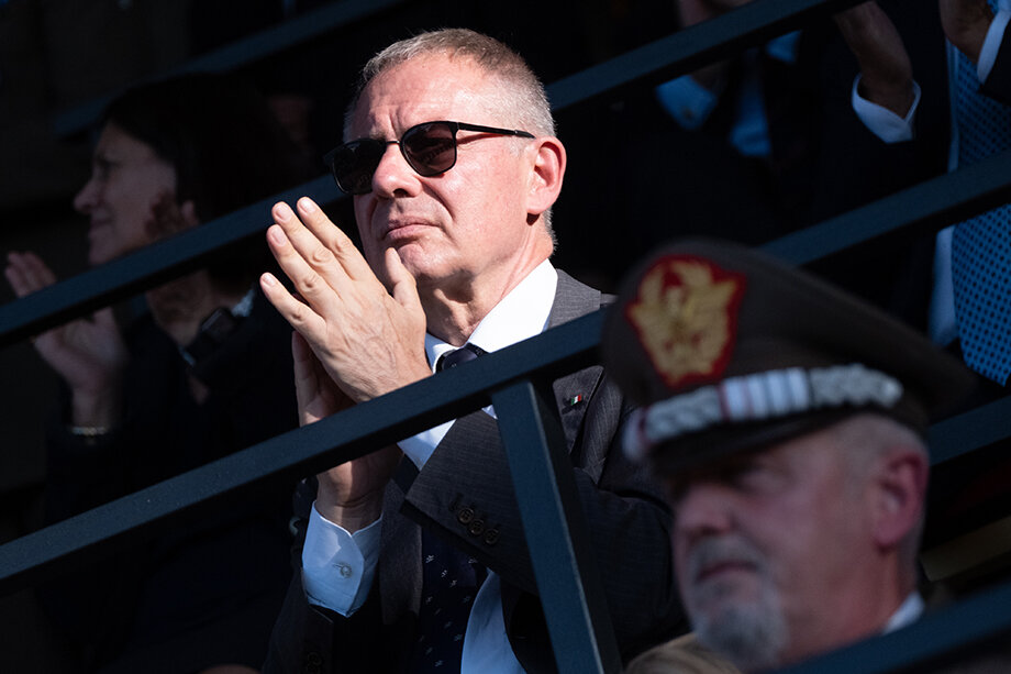 По словам председателя парламентского комитета по безопасности республики Адольфо Урсо (на фото), начато расследование, результаты которого могут быть представлены в ходе специального отчёта в парламенте. Фото: Mauro Scrobogna/LaPresse/ZUMA/TASS