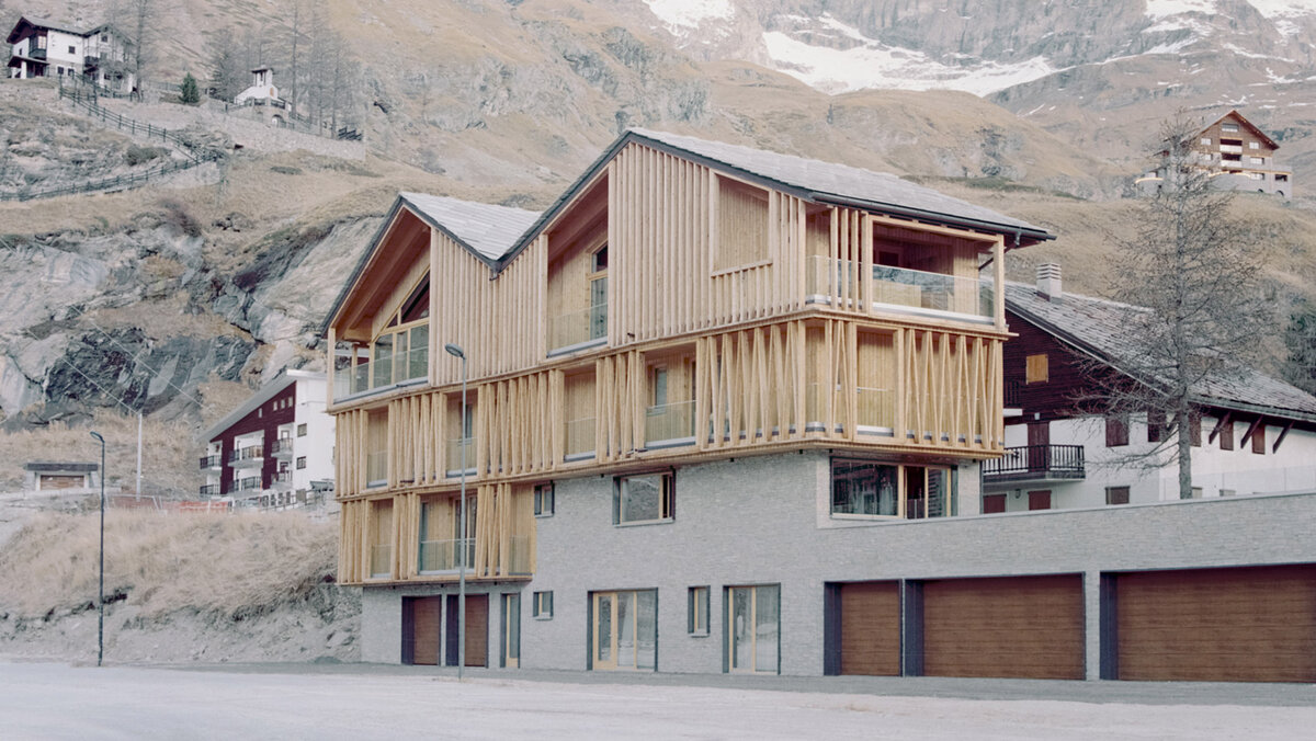 Источник изображения - https://static.dezeen.com/uploads/2021/01/climbers-refuge-lca-residential-houses-italy_dezeen_1704_hero2.jpg