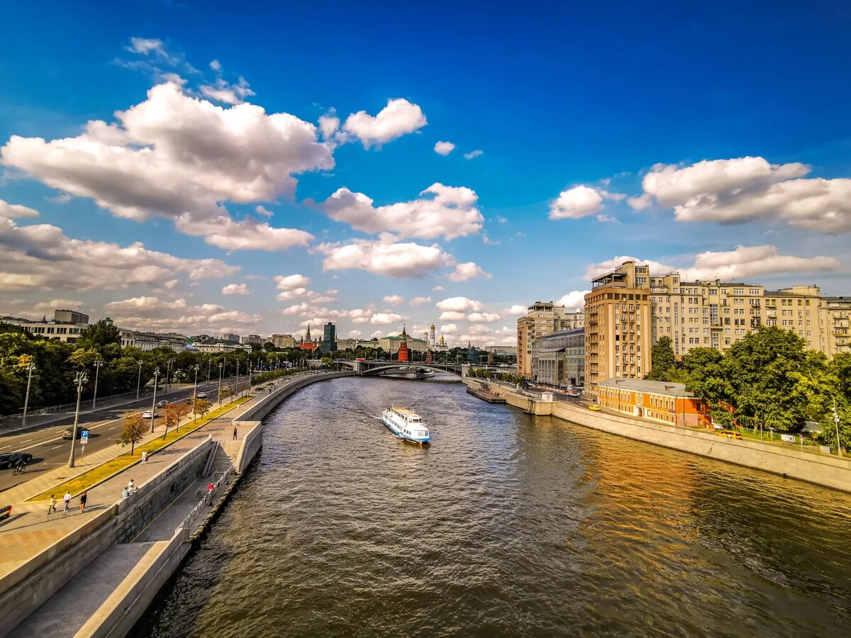 Патриарший мост, Большой Каменный мост и Дом на набережной | ПУТЕШЕСТВИЯ С  КОРОЛЕВОЙ | Дзен