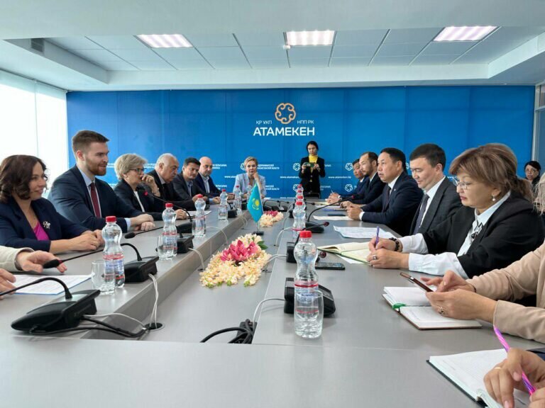    Делегация правительства Оренбуржья работает в Республике Казахстан Белов Михаил Александрович