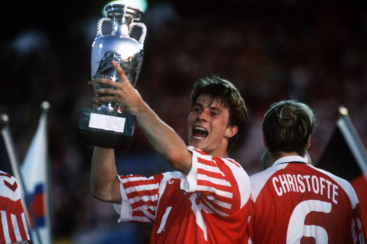 Бриан Лаудруп играл на Евро-92 за себя и старшего брата